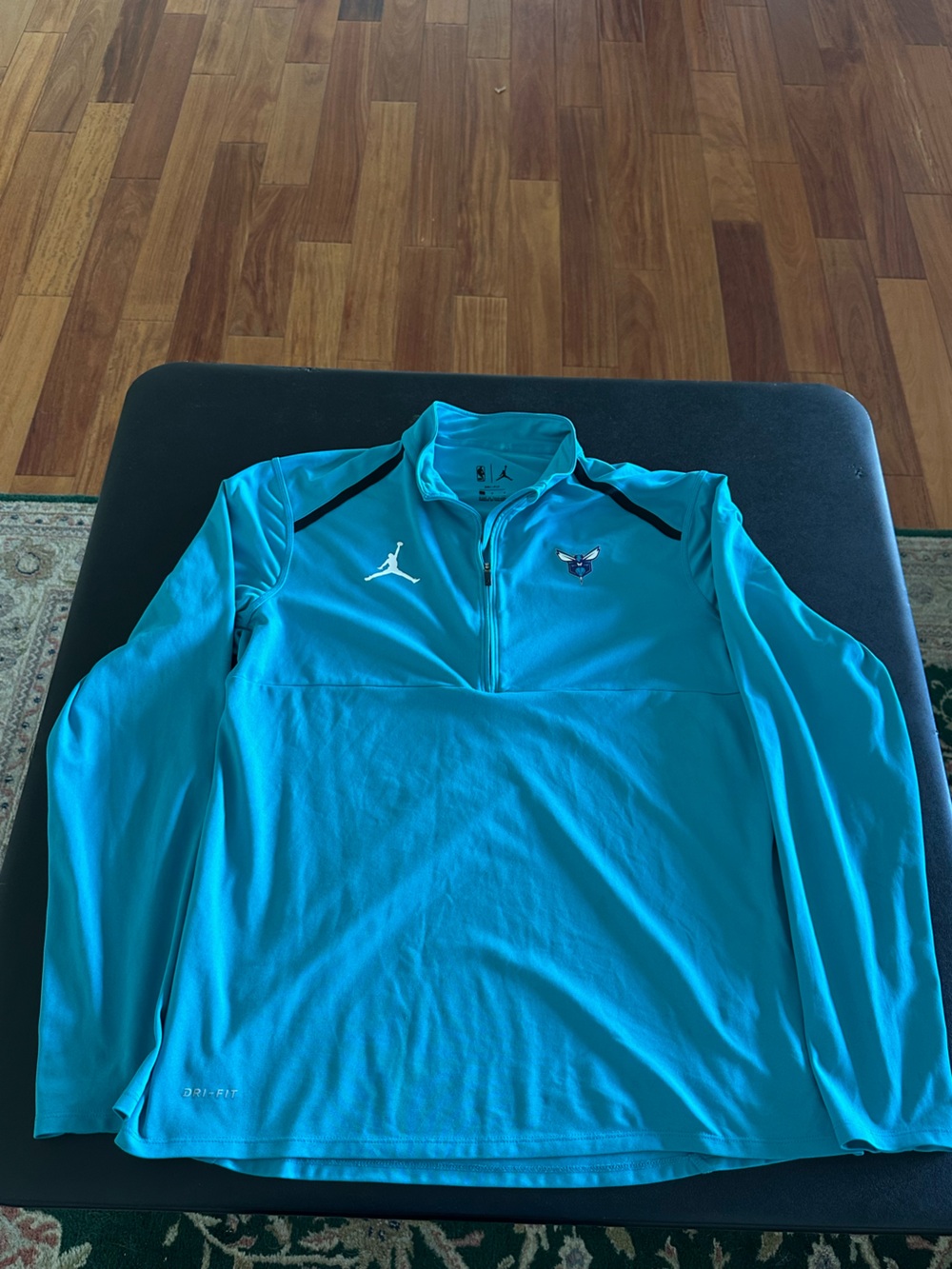 Jordan Charlotte Hornets Teal Quarter-Zip Performance Pullover Mens Large (read)